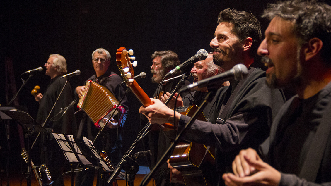 Quilapayún celebrará 50 años de la “Cantata de Santa María” con Alfredo Castro