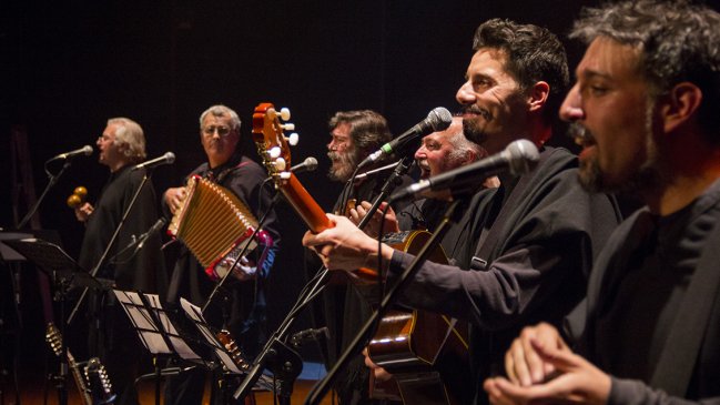 Quilapayún celebrará 50 años de la “Cantata de Santa María” con Alfredo Castro