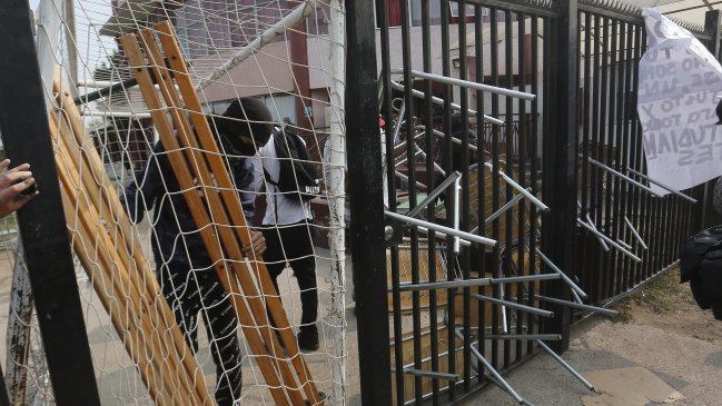 Demre suspendió el resto de la PSU en 86 locales donde hubo incidentes