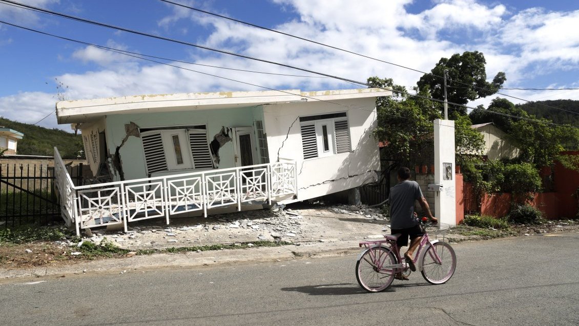 Confirman primera muerte relacionada con terremoto en Puerto Rico