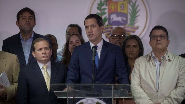 Oposición venezolana denuncia cierre de hotel donde se hospedaban decenas de diputados