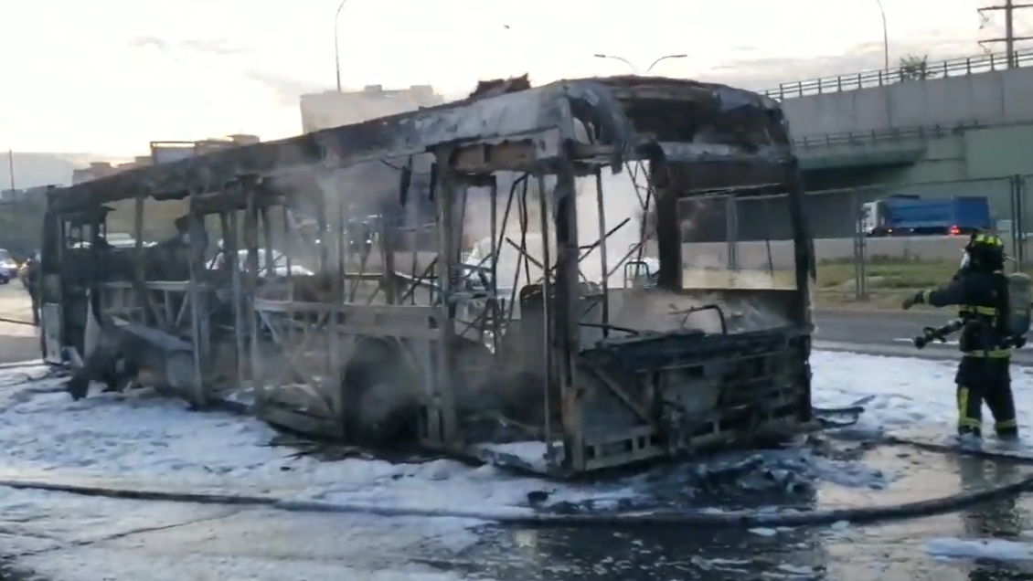 Bus del Transantiago se incendió en Independencia