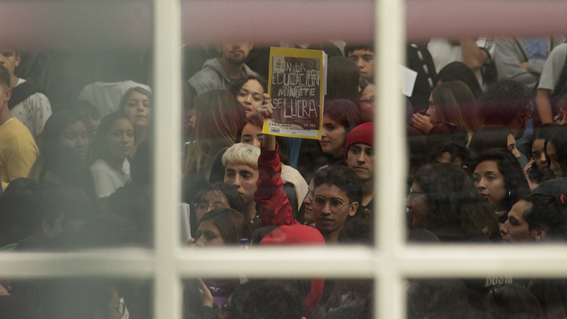 La alternativa del rector de la UDD para rendir la PSU: Llevarla a recintos militares y policiales