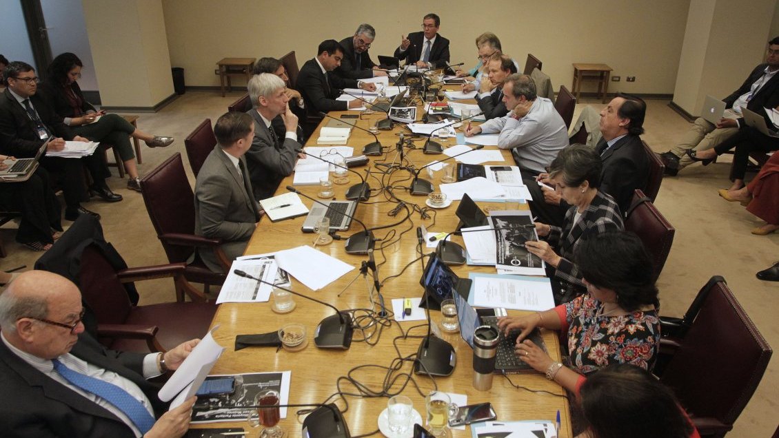 Continúa discusión en el Senado por fórmula para paridad de género en el proceso constituyente