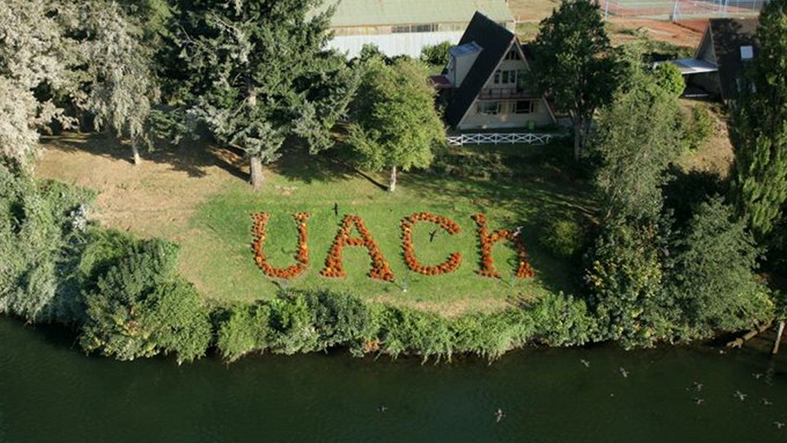 Rector de la UACh descartó cupo sin PSU para el vocero de la ACES