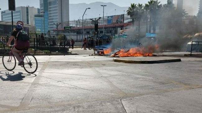 La Florida: Comerciantes ambulantes protestaron por falta de permiso municipal