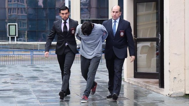 Punta Arenas: Universitario acusado de incendiar AFP quedó en prisión preventiva