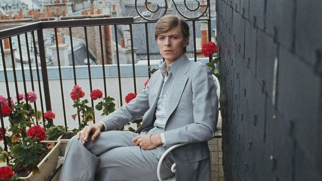 Alcalde bautiza calle como David Bowie en Paris