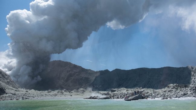 Nueva Zelanda: cifra de muertes por erupción del volcán Whakaari sube a 18