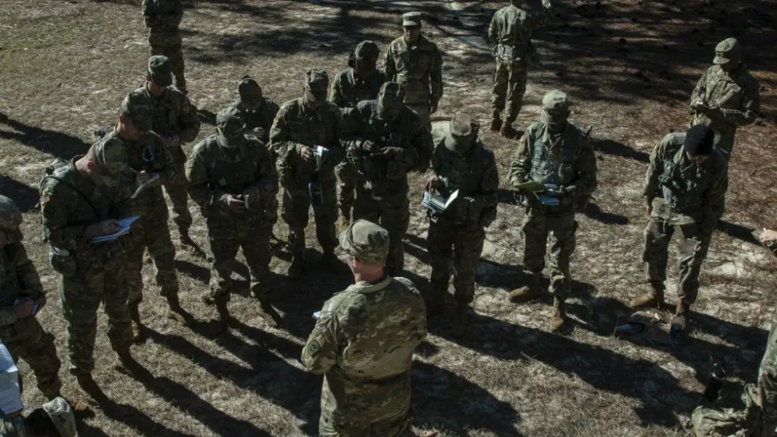 Dos cohetes impactaron en base militar iraquí con presencia de tropas de EE.UU.