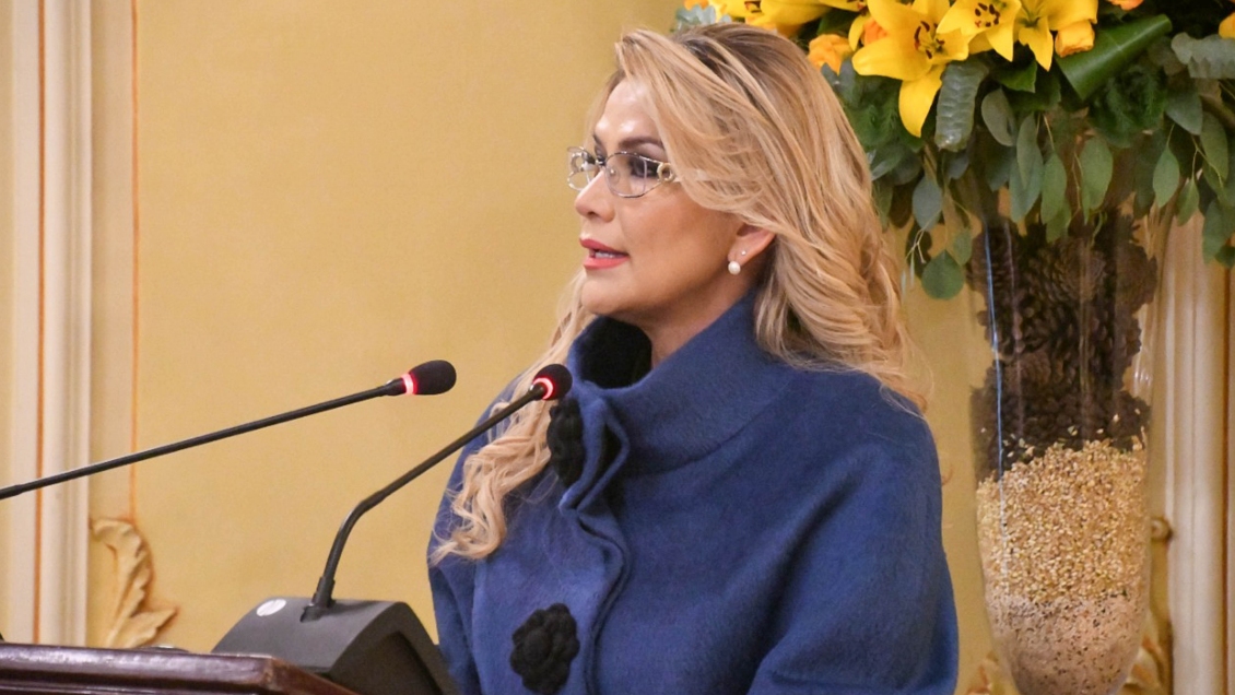 Avalan ampliación del mandato de gobierno interino de Bolivia