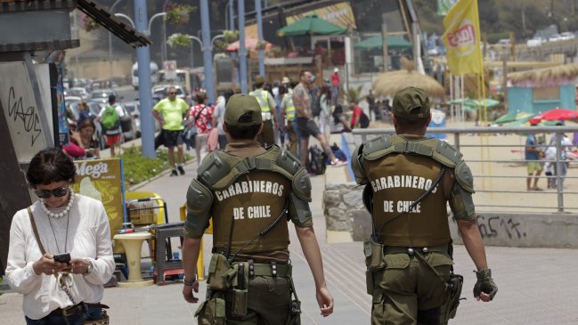 Carabinero fue hospitalizado luego de recibir un impacto de bala en Valparaíso
