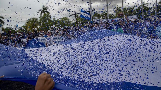 Nicaragua: Estudiantes proponen bases para cambiar de raíz el sistema político ante crisis