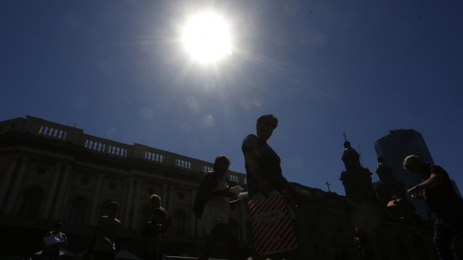 Meteorología extendió hasta el miércoles aviso por altas temperaturas en la zona central