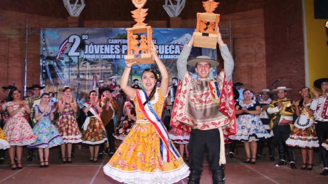 Pareja de Ñuble ganó campeonato nacional de cueca en Temuco