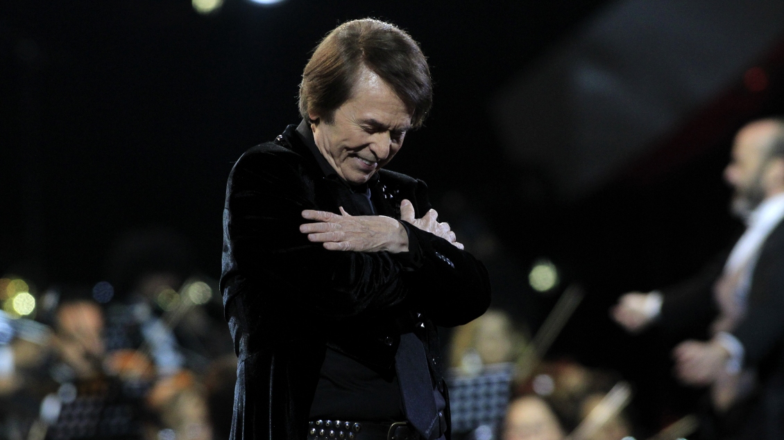 Raphael se reúne con el papa e inaugura proyecto solidario para 