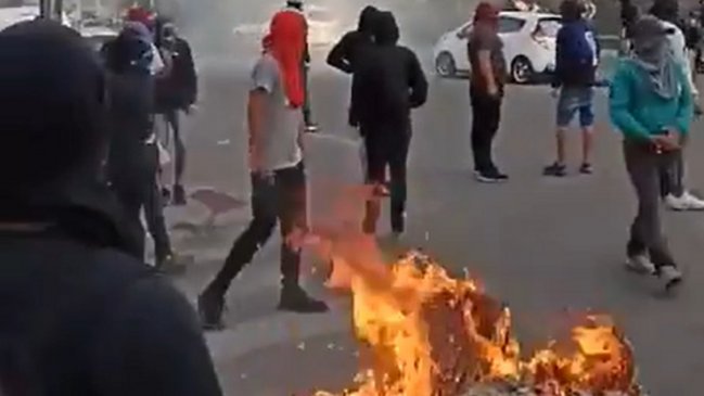 Manifestantes protagonizan incidentes en el centro de Valparaíso