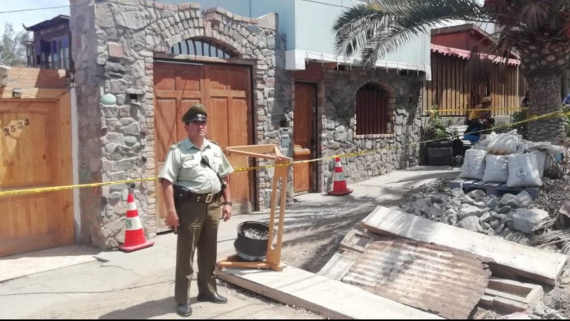 Madre e hijo fueron hallados sin vida y con múltiples puñaladas en una casa de Tocopilla