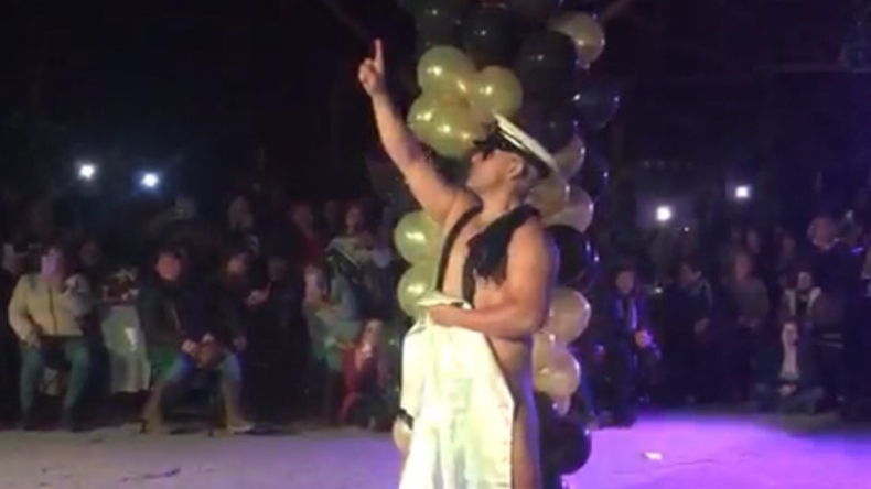 Contraloría determinó gasto improcedente por show de vedetto en Santa Cruz