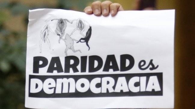 Senado aprobó, en general, paridad de género e inclusión de independientes
