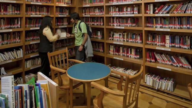 Biblioteca Nacional dejará de tener oficinas y retomará su vocación pública