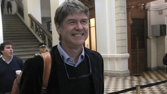 Hamilton defendió su nuevo partido y acusó 