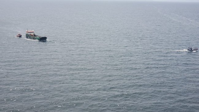 Colisión en el mar: El tripulante de una lancha murió y otro desapareció