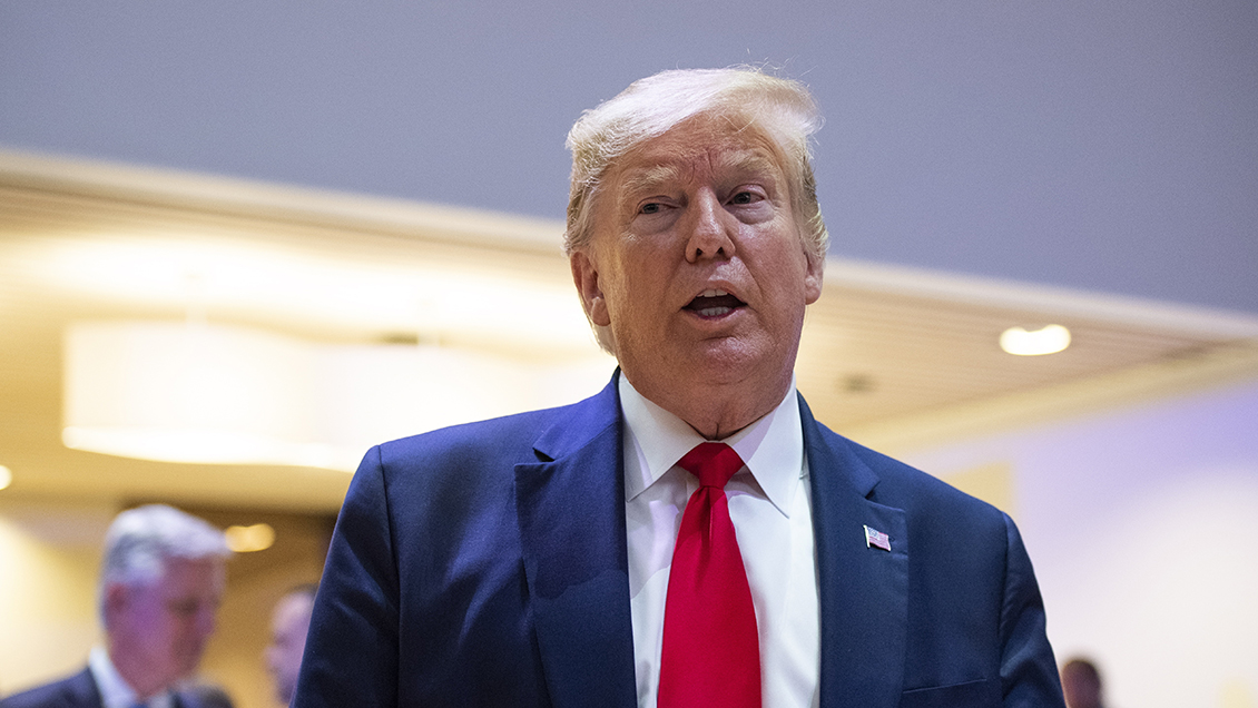 Los demócratas piden destituir a Trump: 