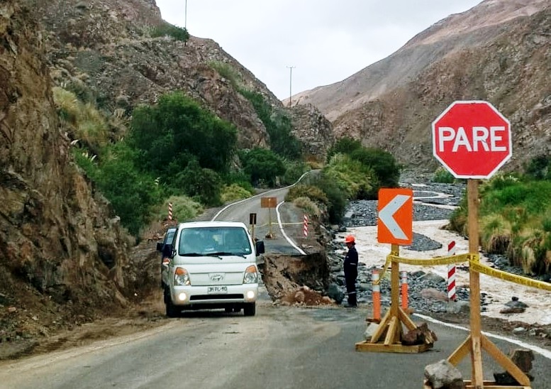 Nuevo balance en Tarapacá: Cuatro localidades aisladas y más de 400 viviendas afectadas