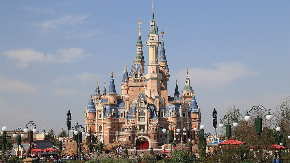 Disney cierra su parque Disneyland en Shanghai por coronavirus