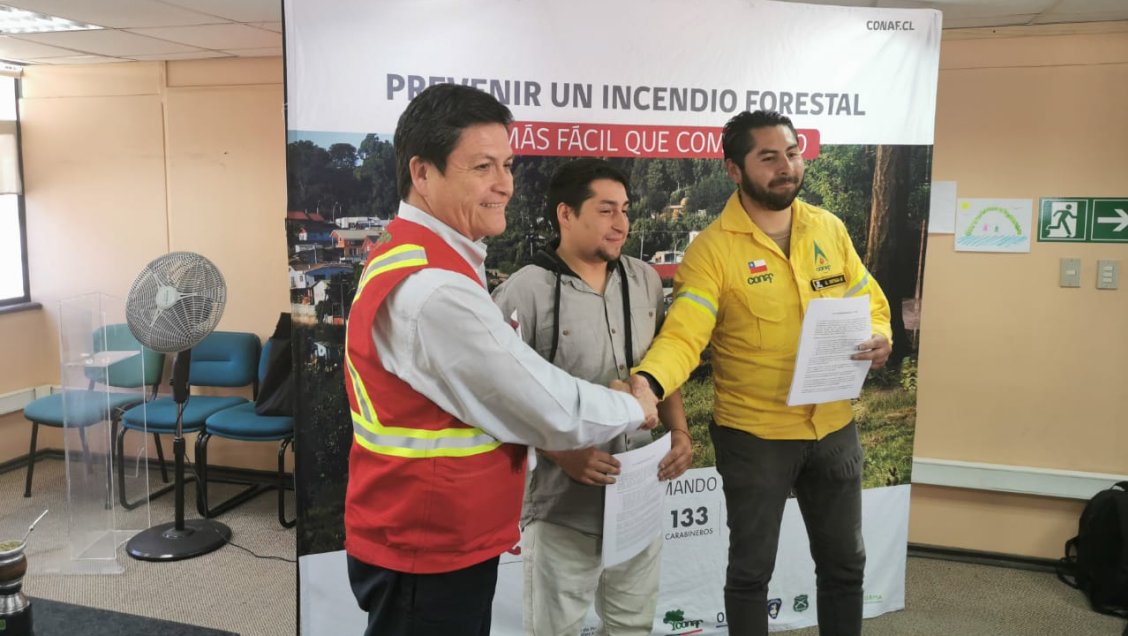 Brigadistas de Conaf depusieron paralización nacional