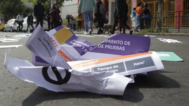 Presidenta de la FECh apoya manifestaciones, pero no cree que se deba 