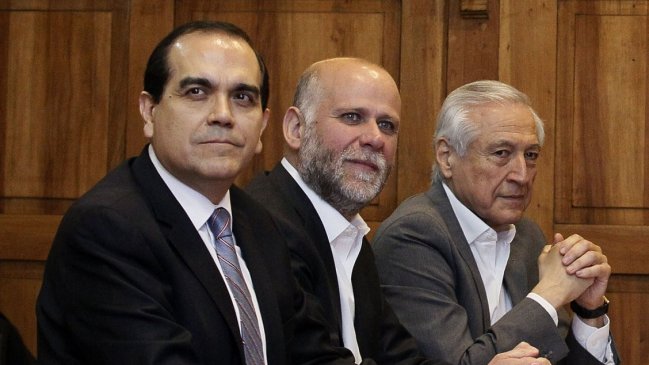 Franja: Partidos de oposición se reunirán con organizaciones de la sociedad civil que van por el 