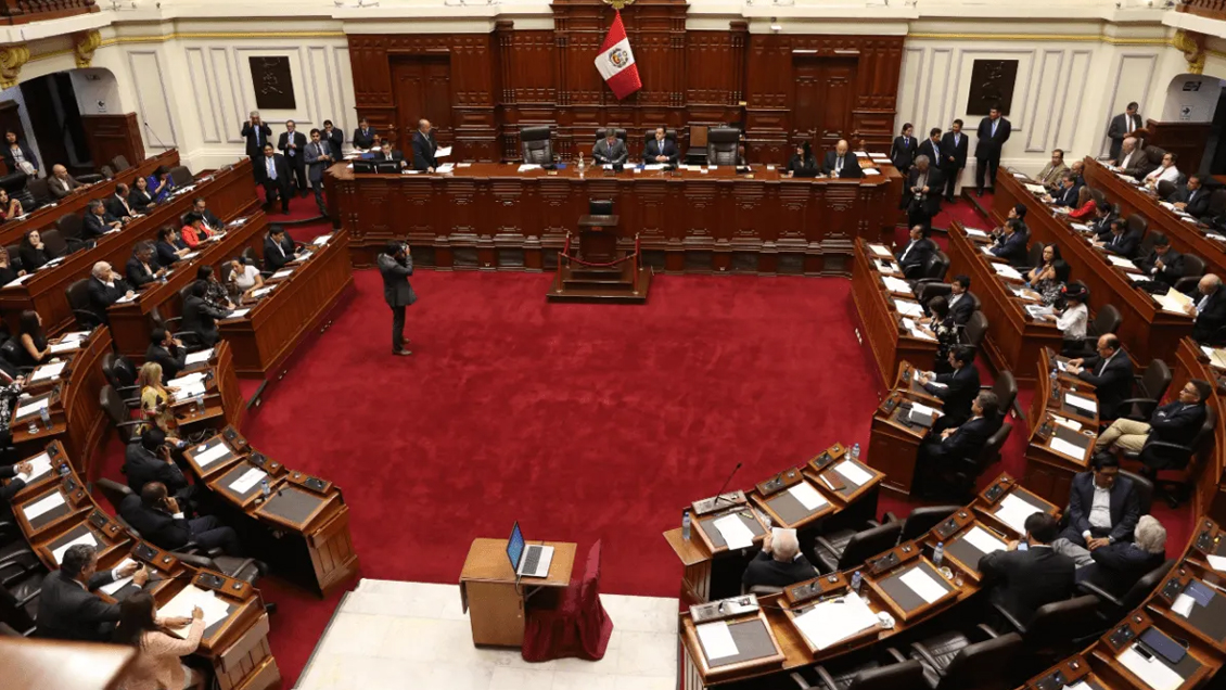 Perú tendrá un Congreso atomizado con mayoría de fuerzas de centroderecha