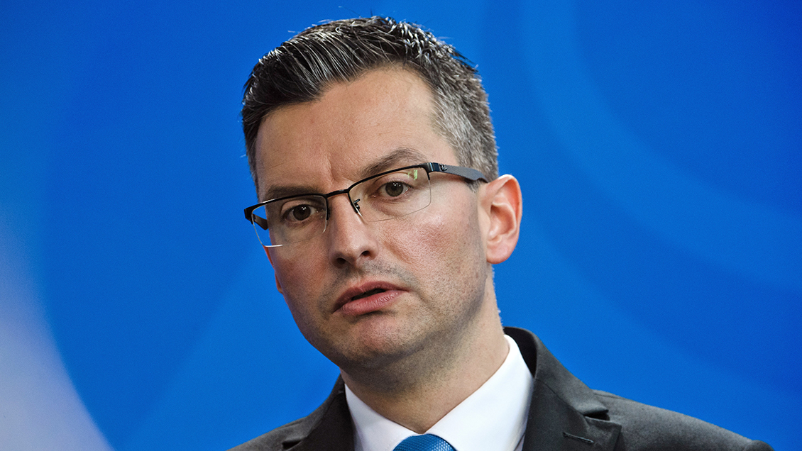 Dimite el primer ministro de Eslovenia y anuncia elecciones anticipadas