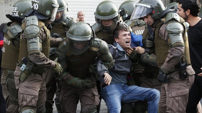 Organización de DDHH: Es evidente el uso ilegítimo de la fuerza por Carabineros