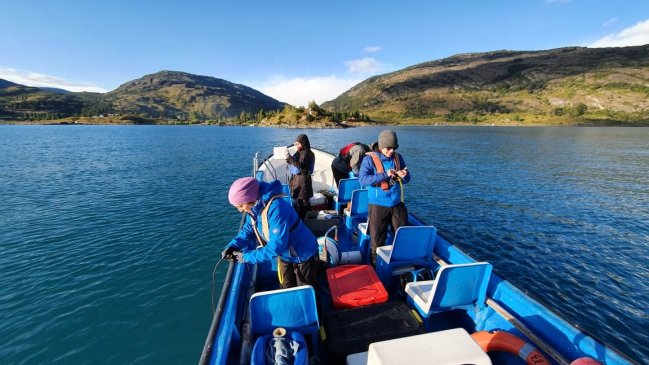 Estudian impacto de relaves mineros en aguas del Lago General Carrera