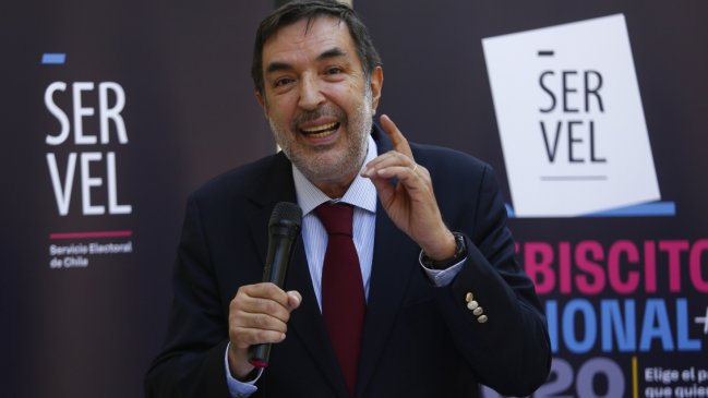 Servel: Como no hay límite, no podemos controlar el gasto en propaganda para el plebiscito