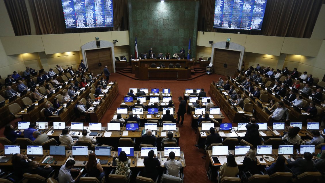 Cámara aprobó reforma tributaria y la despachó al Senado