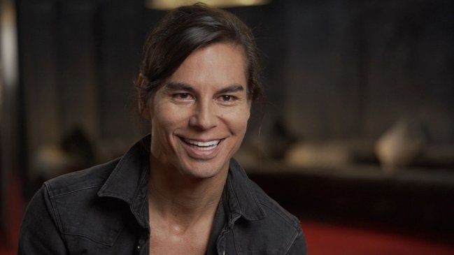 Julio Iglesias Jr vuelve a Chile tributando a su padre: 