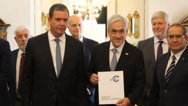 Senador Harboe presentó propuesta para reformar Carabineros