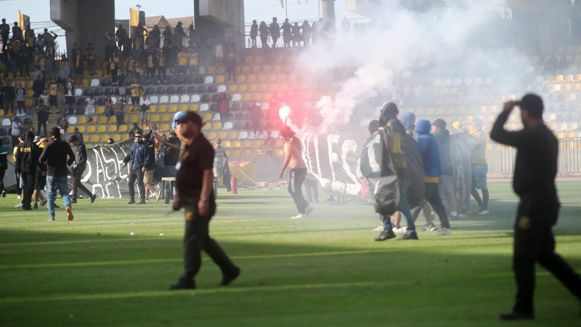 Detenidos por incidentes tras el Coquimbo-Audax fueron formalizados por 