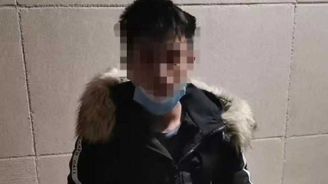 Mujer china espantó a un ladrón tosiendo y fingiendo que tenía coronavirus