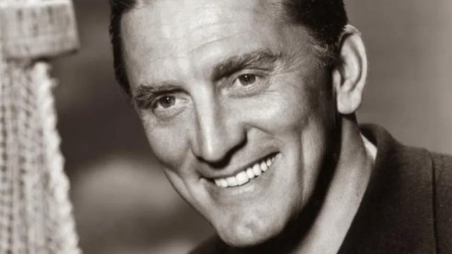 Hollywood llora la pérdida de Kirk Douglas, el último icono de su edad dorada