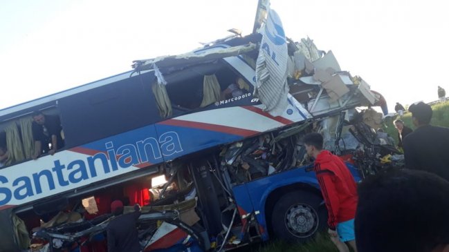 Argentina evalúa si mantiene los buses de dos pisos en sus carreteras tras múltiples accidentes