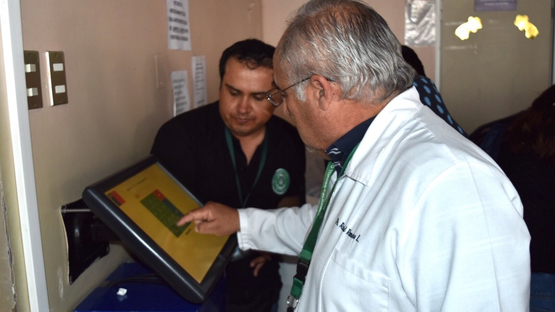 Conozca el nuevo sistema de entrega de números para la farmacia del Hospital Regional de Iquique