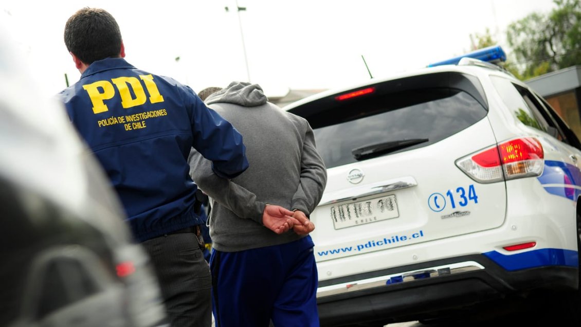 Padre, hija y yerno detenidos por microtráfico en San Ramón