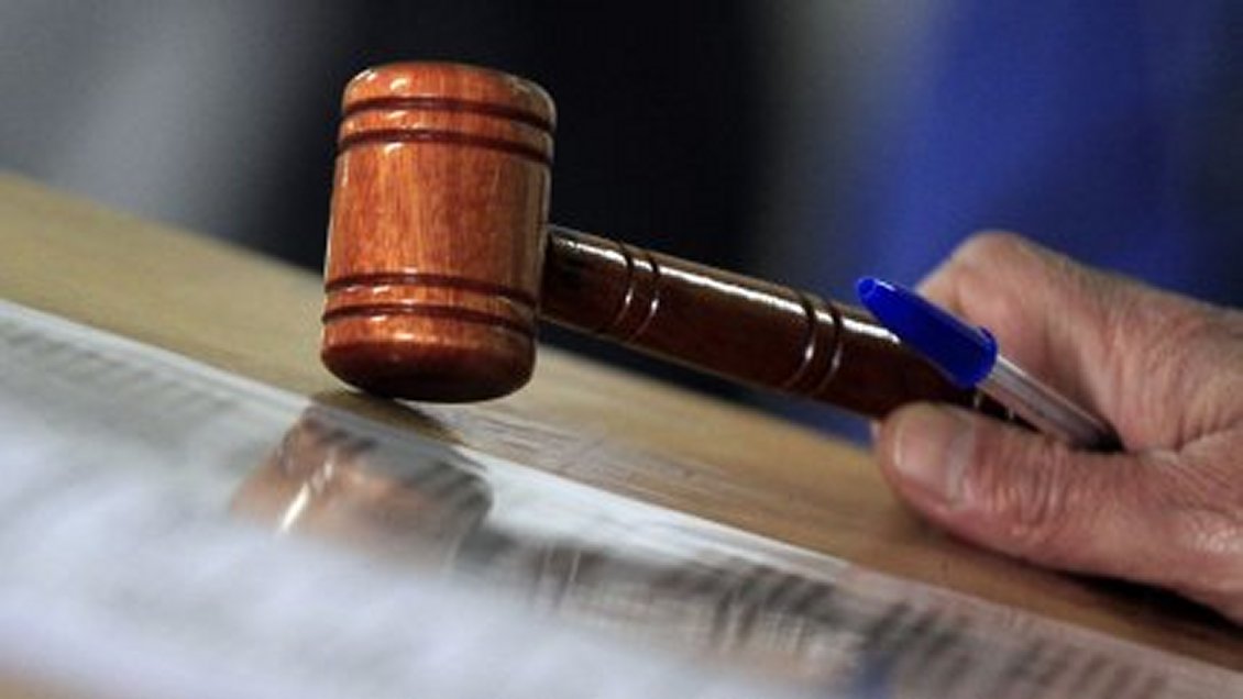 Abogado fue condenado por robar 22 millones de pesos a clientes en Iquique