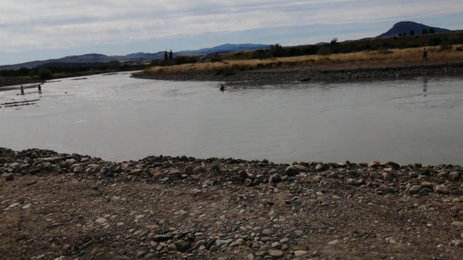 Dos personas fallecieron tras caer de sus caballos al río Simpson cerca de Coyhaique