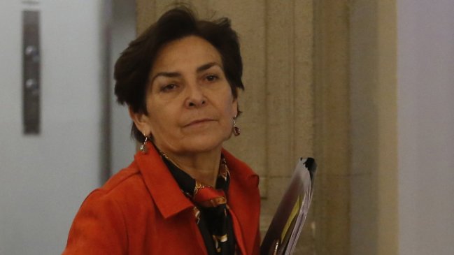 Presidenta del TC: La ciudadanos deben sentir que la Constitución los representa, la nuestra tiene ese problema